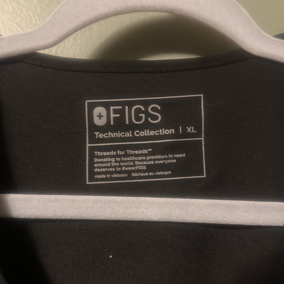 Figs Casma Top EUC - Picture 2 of 5